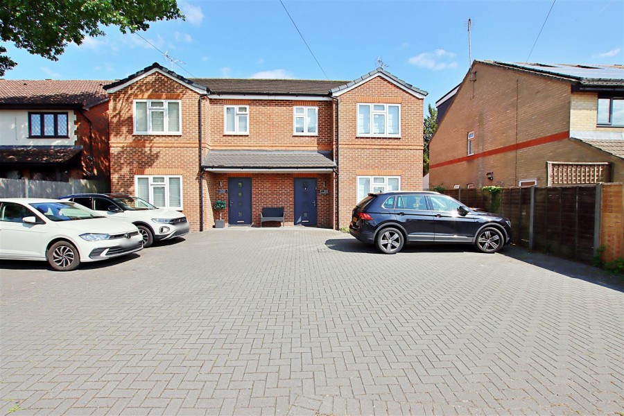 Images for Shenley Road, Borehamwood EAID:SIMMONSESTAPI BID:1