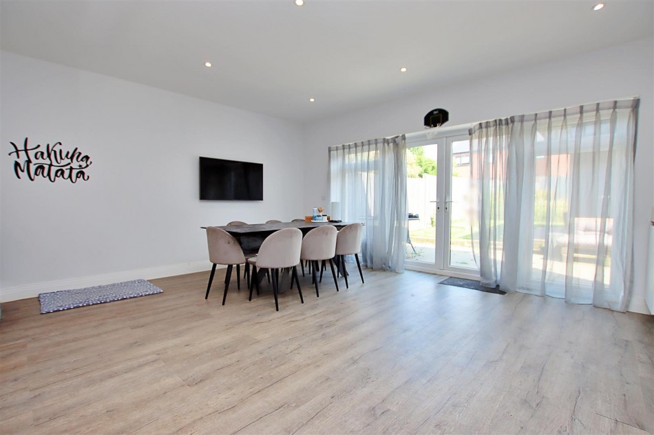 Images for Shenley Road, Borehamwood EAID:SIMMONSESTAPI BID:1