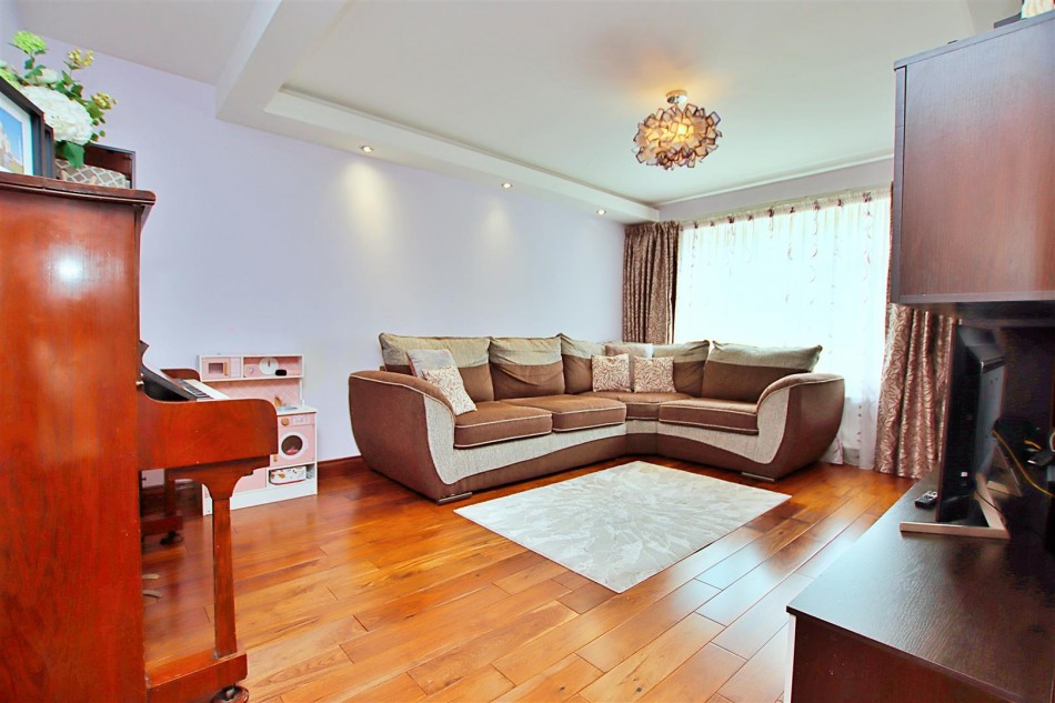 Images for Neagle Close, Borehamwood EAID:SIMMONSESTAPI BID:1