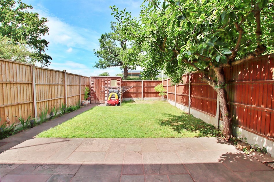 Images for Neagle Close, Borehamwood EAID:SIMMONSESTAPI BID:1