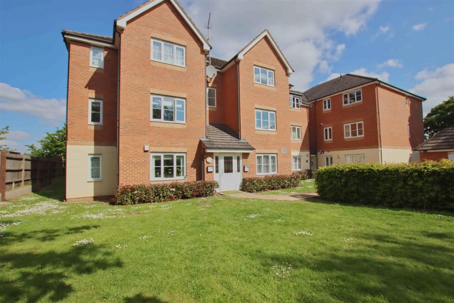 Images for Fitzwilliam Court,Eaton Way, Borehamwood EAID:SIMMONSESTAPI BID:1