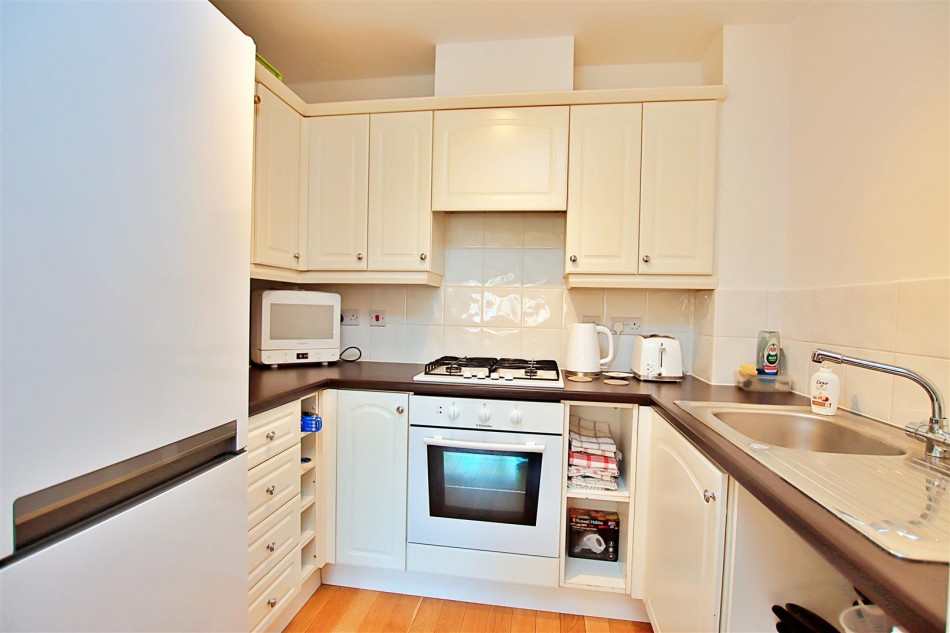 Images for Fitzwilliam Court,Eaton Way, Borehamwood EAID:SIMMONSESTAPI BID:1