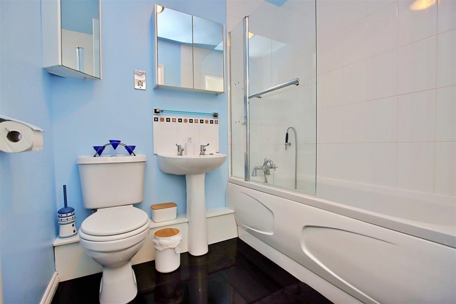 Images for Fitzwilliam Court,Eaton Way, Borehamwood EAID:SIMMONSESTAPI BID:1