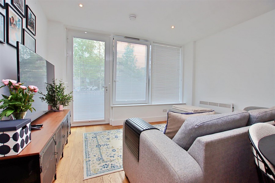 Images for Elstree Way, Borehamwood EAID:SIMMONSESTAPI BID:1