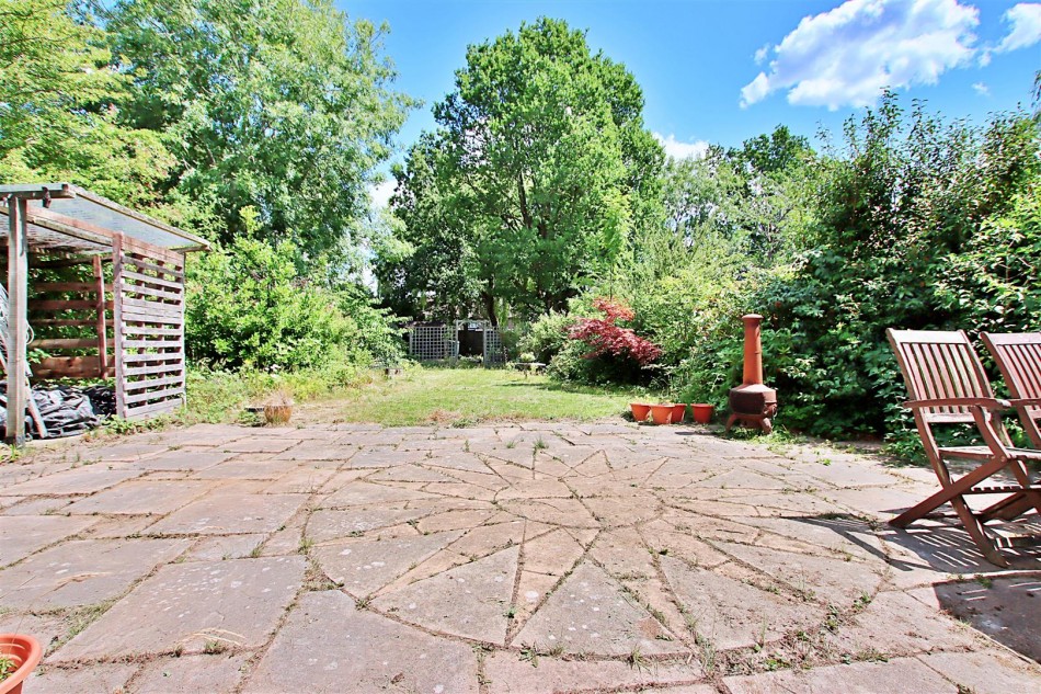 Images for Furzehill Road, Borehamwood EAID:SIMMONSESTAPI BID:1