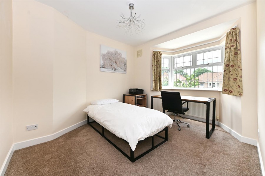 Images for Cardinal Avenue, Borehamwood EAID:SIMMONSESTAPI BID:1