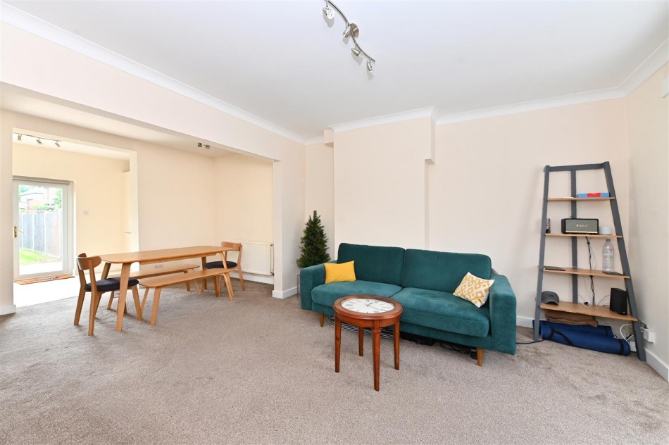 Images for Cardinal Avenue, Borehamwood EAID:SIMMONSESTAPI BID:1