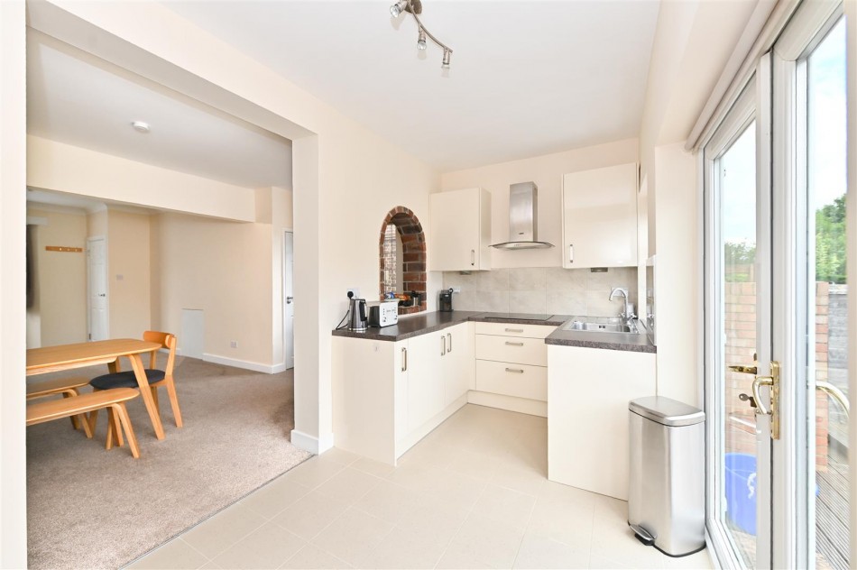 Images for Cardinal Avenue, Borehamwood EAID:SIMMONSESTAPI BID:1