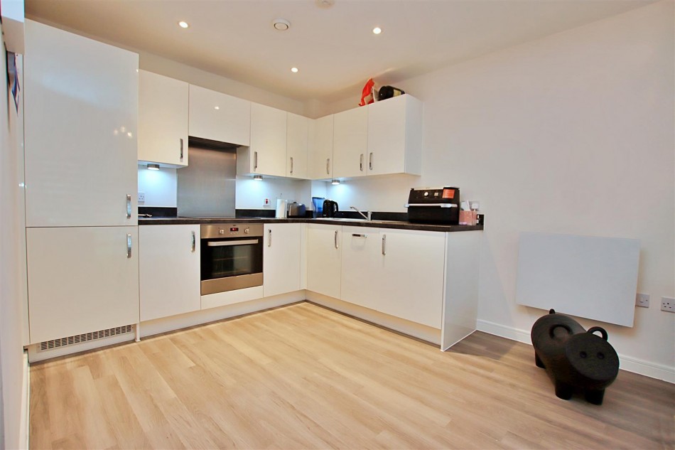 Images for Darwin House,Holmesley Road, Borehamwood EAID:SIMMONSESTAPI BID:1