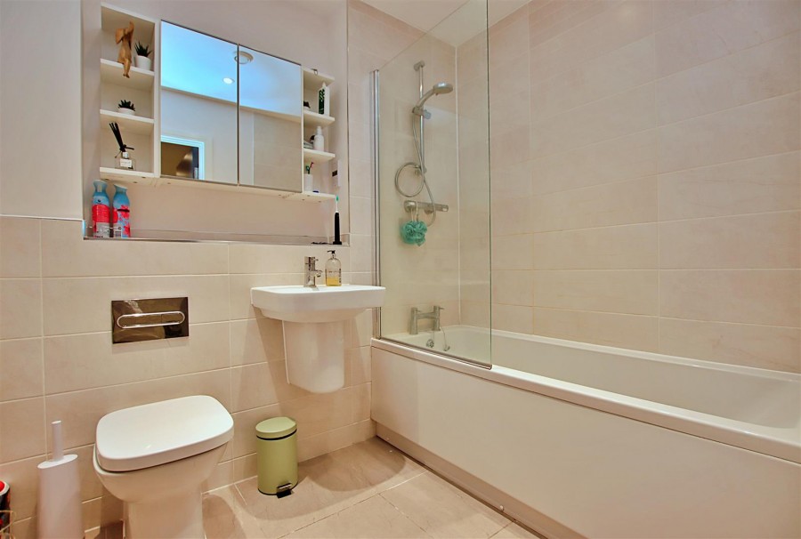 Images for Darwin House,Holmesley Road, Borehamwood EAID:SIMMONSESTAPI BID:1