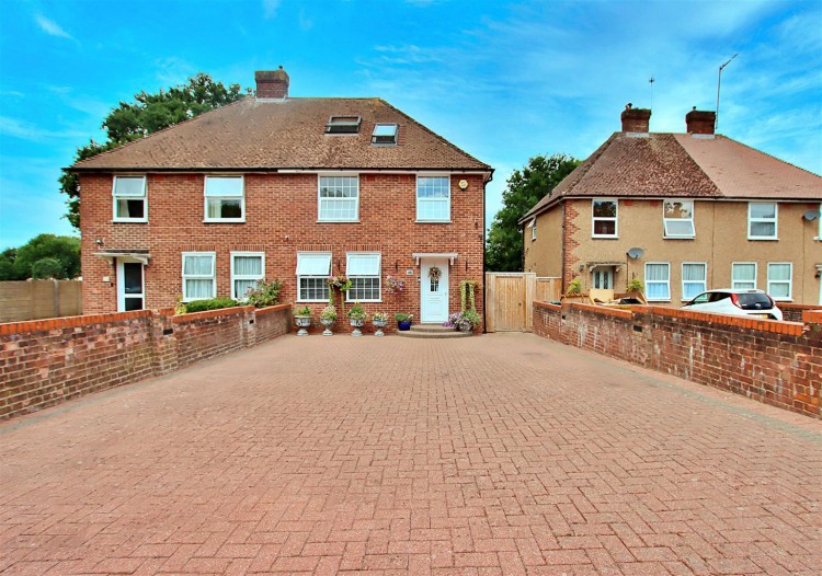 Edulf Road, Borehamwood - EAID:SIMMONSESTAPI, BID:1