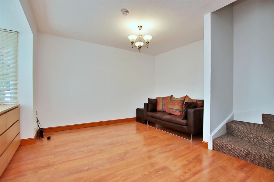 Images for Fox Close, Elstree EAID:SIMMONSESTAPI BID:1