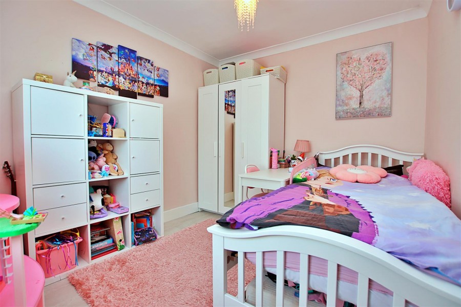 Images for Theobald Street, Borehamwood EAID:SIMMONSESTAPI BID:1