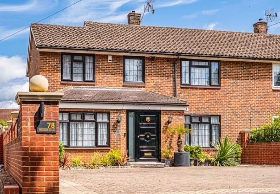 Images for Theobald Street, Borehamwood EAID:SIMMONSESTAPI BID:1