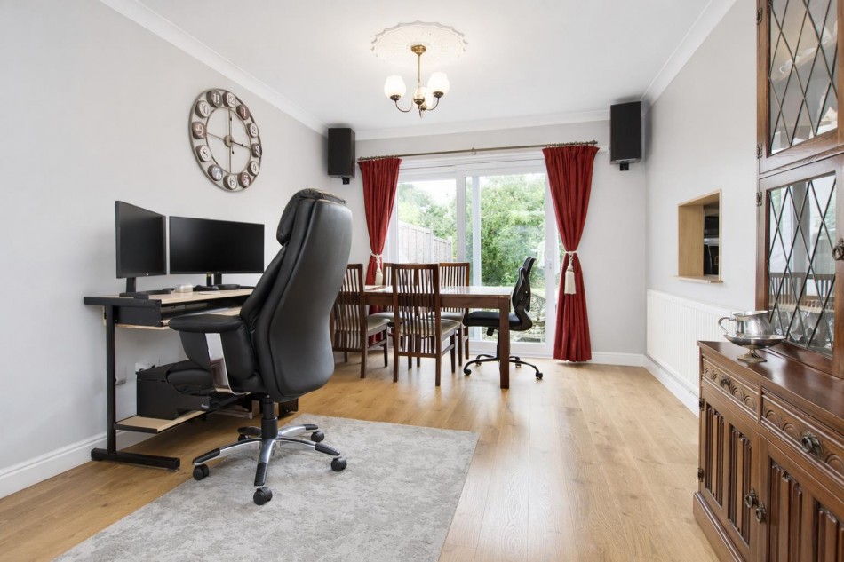 Images for Lullington Garth, Borehamwood EAID:SIMMONSESTAPI BID:1