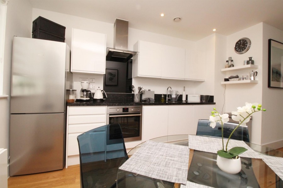Images for Elstree Way, Borehamwood EAID:SIMMONSESTAPI BID:1