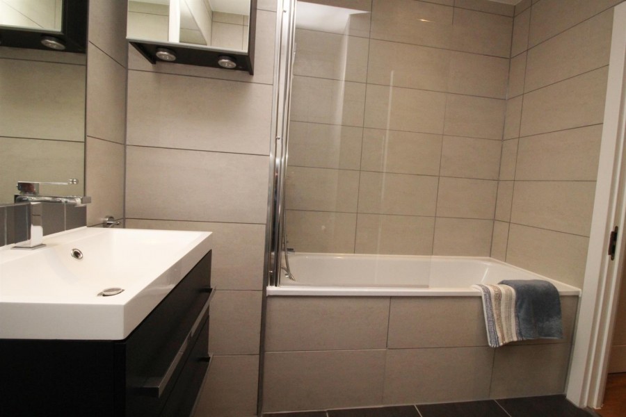 Images for Elstree Way, Borehamwood EAID:SIMMONSESTAPI BID:1