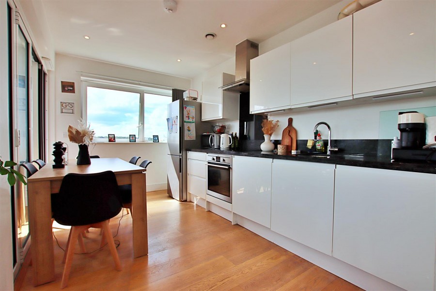 Images for Elstree House,Elstree Way, Borehamwood EAID:SIMMONSESTAPI BID:1