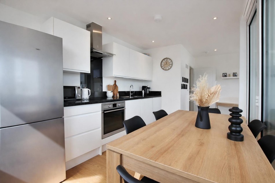 Images for Elstree House,Elstree Way, Borehamwood EAID:SIMMONSESTAPI BID:1