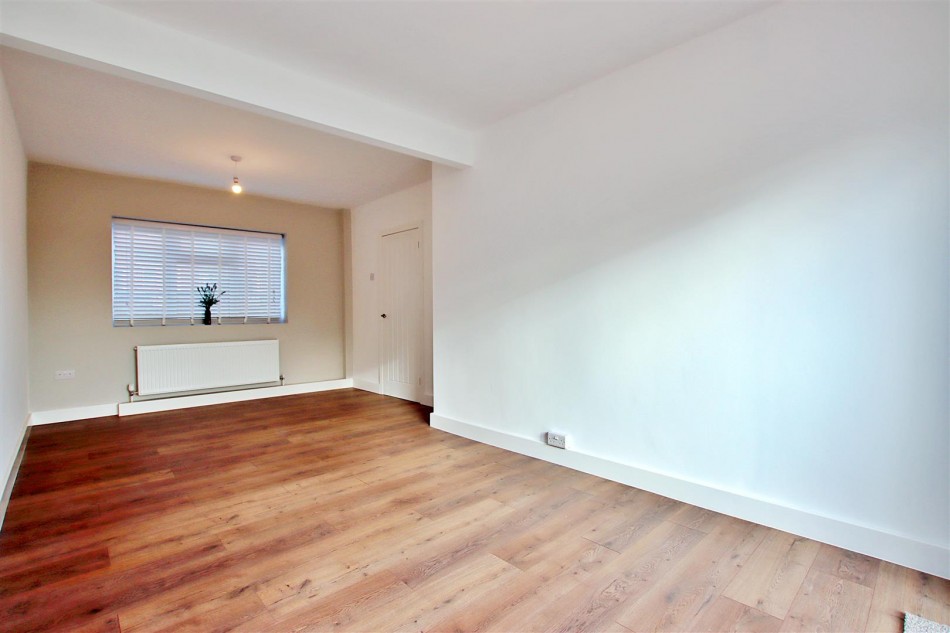 Images for Ranskill Road, Borehamwood EAID:SIMMONSESTAPI BID:1