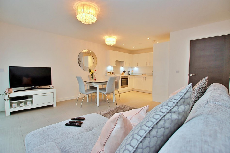 Images for Nuffield House,Holmesley Road, Borehamwood EAID:SIMMONSESTAPI BID:1