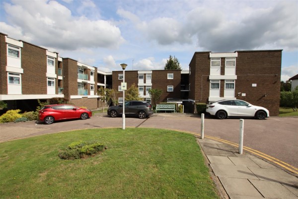The Reddings,Red Road, Borehamwood - EAID:SIMMONSESTAPI, BID:1
