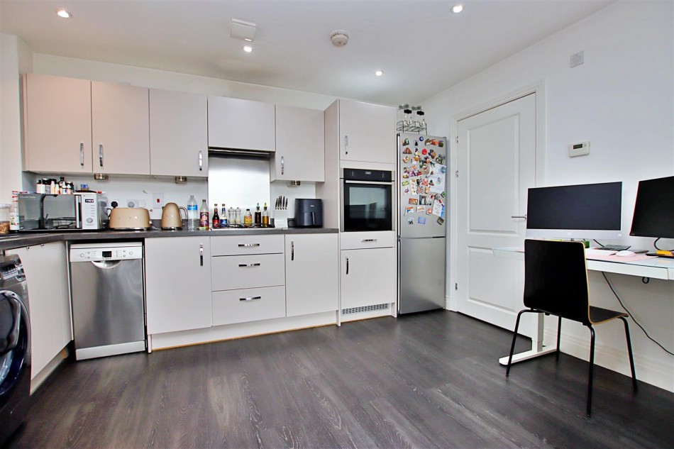 Images for Horizon Place, Studio Way, Borehamwood EAID:SIMMONSESTAPI BID:1