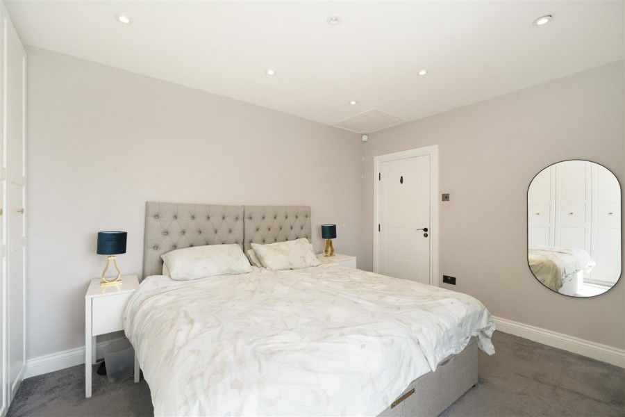 Images for Thornbury Gardens, Borehamwood EAID:SIMMONSESTAPI BID:1