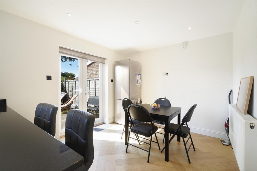 Images for Thornbury Gardens, Borehamwood EAID:SIMMONSESTAPI BID:1