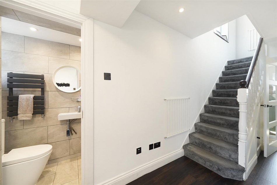 Images for Thornbury Gardens, Borehamwood EAID:SIMMONSESTAPI BID:1