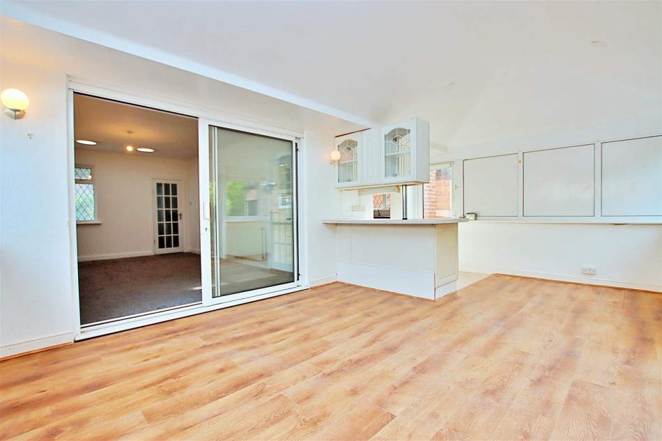 Images for Grosvenor Road, Borehamwood EAID:SIMMONSESTAPI BID:1