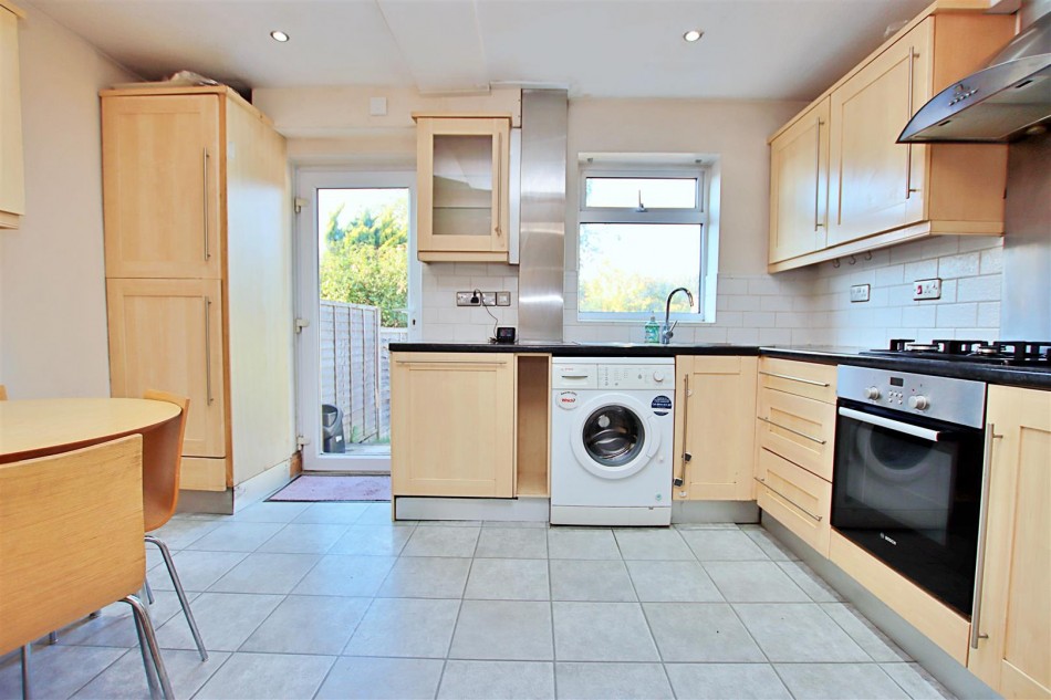 Images for Wilcox Close, Borehamwood EAID:SIMMONSESTAPI BID:1