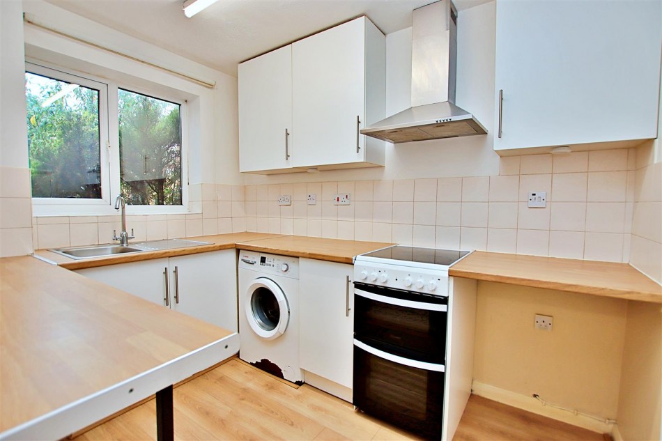 Images for Banks Road, Borehamwood EAID:SIMMONSESTAPI BID:1