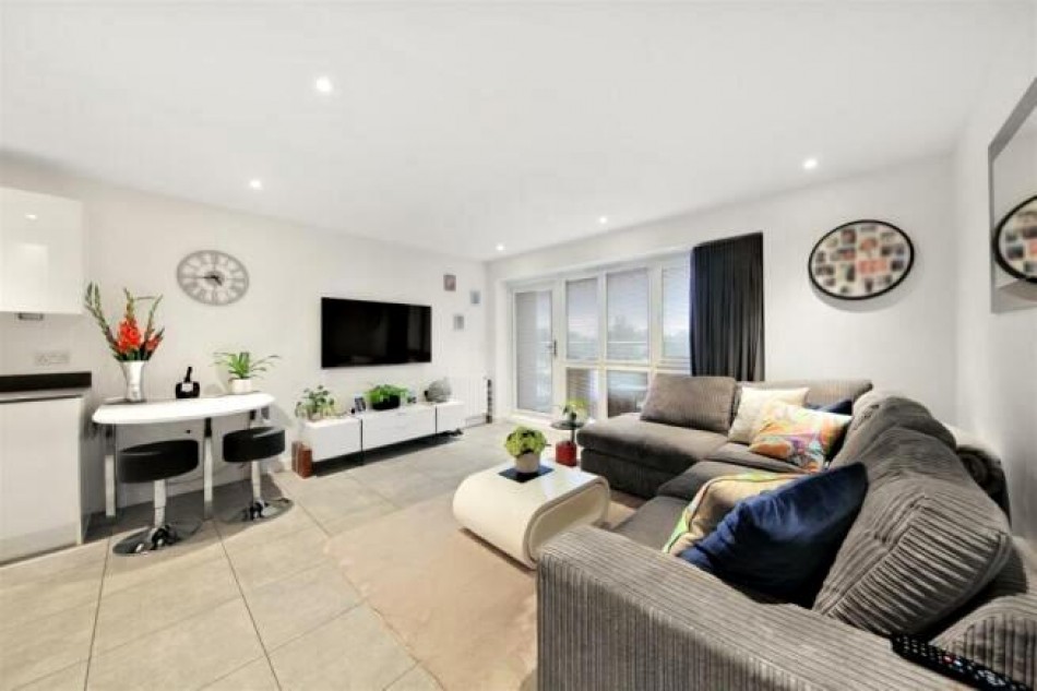 Images for Nuffield House,Holmesley Road, Borehamwood EAID:SIMMONSESTAPI BID:1
