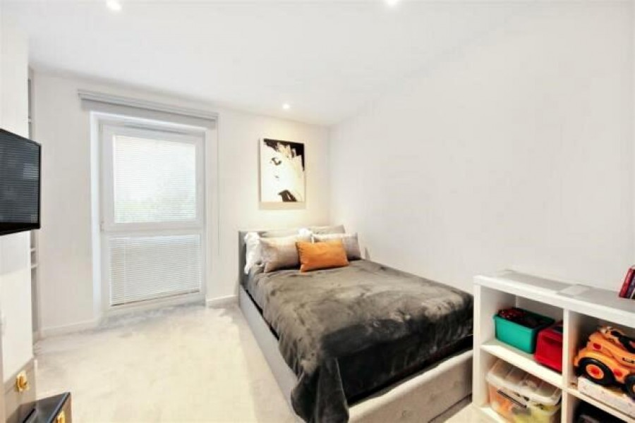 Images for Nuffield House,Holmesley Road, Borehamwood EAID:SIMMONSESTAPI BID:1