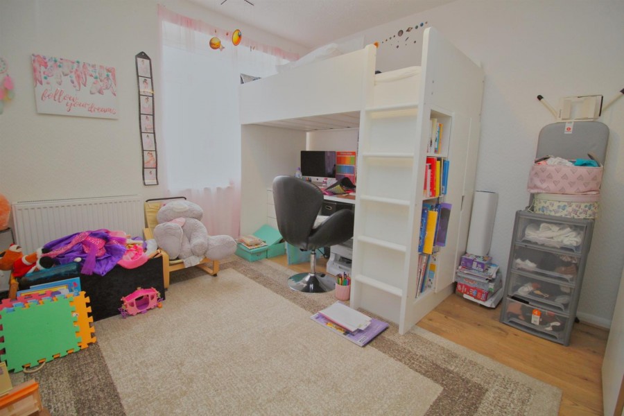 Images for Tempsford Avenue, Borehamwood EAID:SIMMONSESTAPI BID:1
