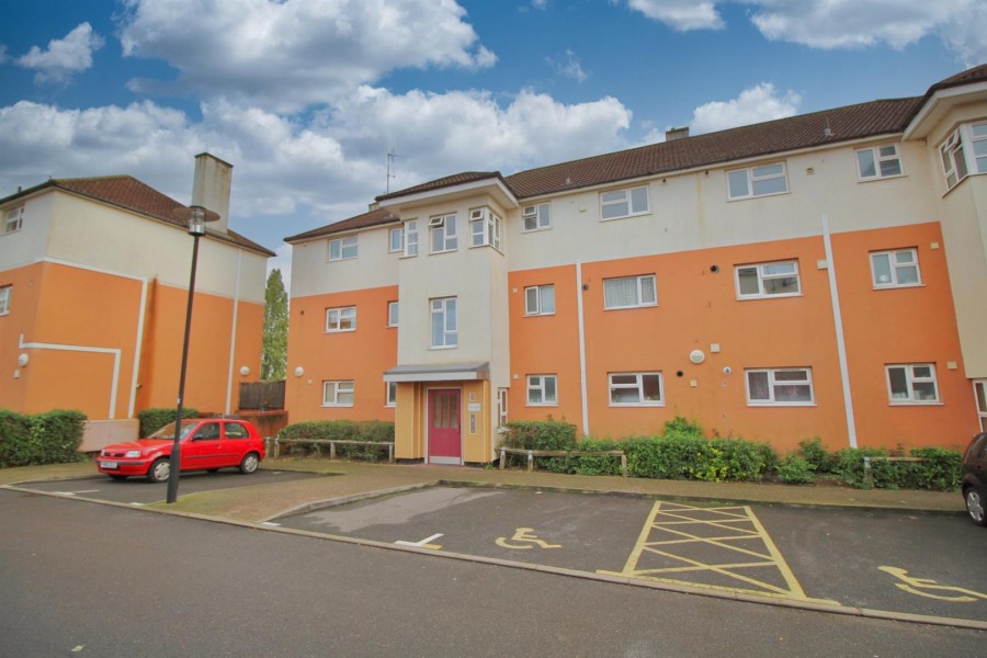 Images for Tempsford Avenue, Borehamwood EAID:SIMMONSESTAPI BID:1