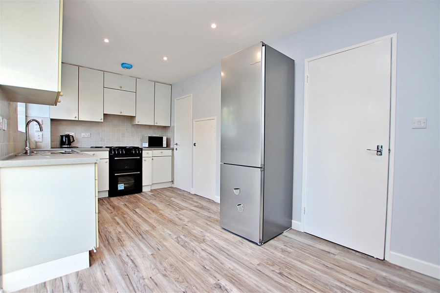 Images for Kenilworth Close, Borehamwood EAID:SIMMONSESTAPI BID:1