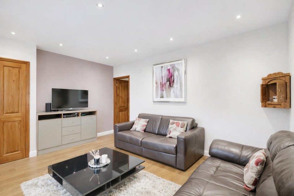 Images for Knebworth Path, Borehamwood EAID:SIMMONSESTAPI BID:1