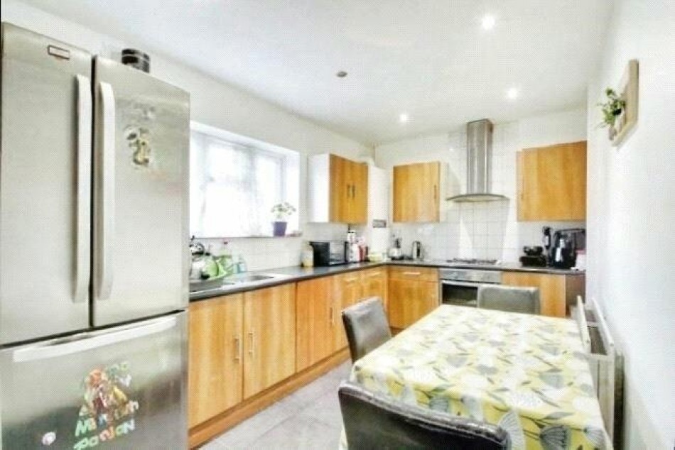 Images for Knebworth Path, Borehamwood EAID:SIMMONSESTAPI BID:1