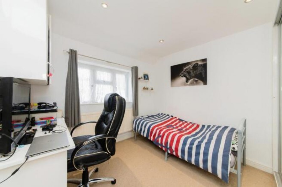 Images for Knebworth Path, Borehamwood EAID:SIMMONSESTAPI BID:1