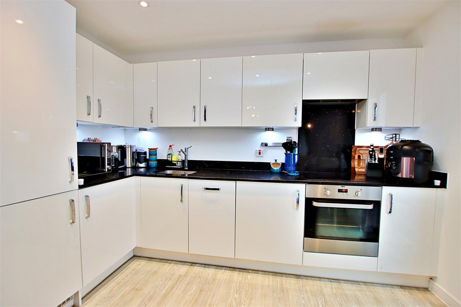 Images for Darwin House,Holmesley Road, Borehamwood EAID:SIMMONSESTAPI BID:1