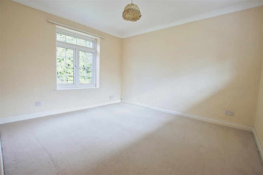 Images for Buckettsland Lane, Borehamwood EAID:SIMMONSESTAPI BID:1