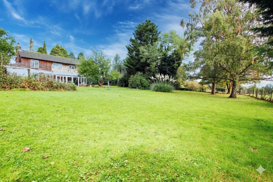 Images for Buckettsland Lane, Borehamwood EAID:SIMMONSESTAPI BID:1