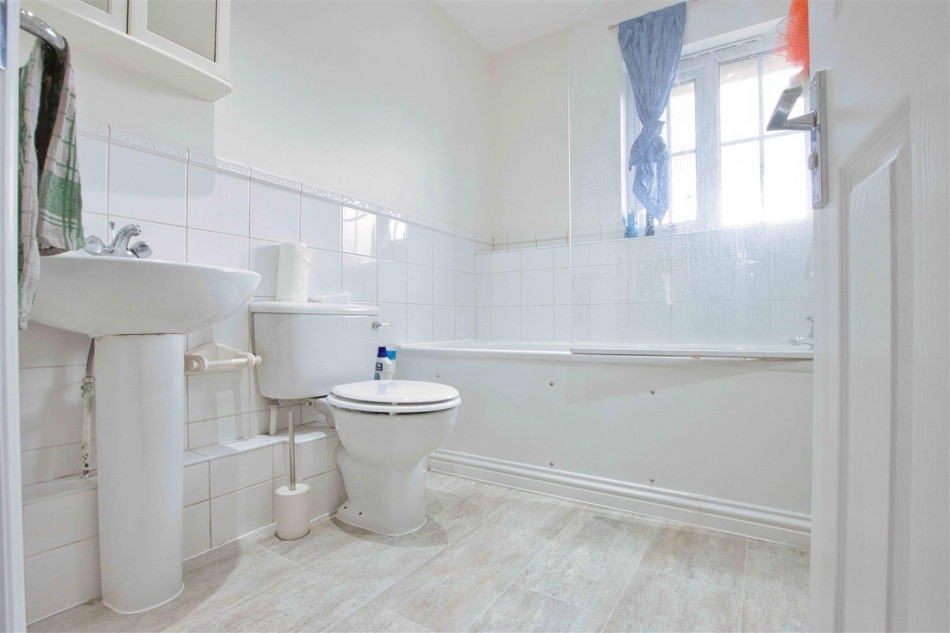 Images for Dunster Court, Borehamwood EAID:SIMMONSESTAPI BID:1