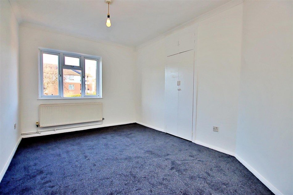 Images for Tempsford Avenue, Borehamwood EAID:SIMMONSESTAPI BID:1