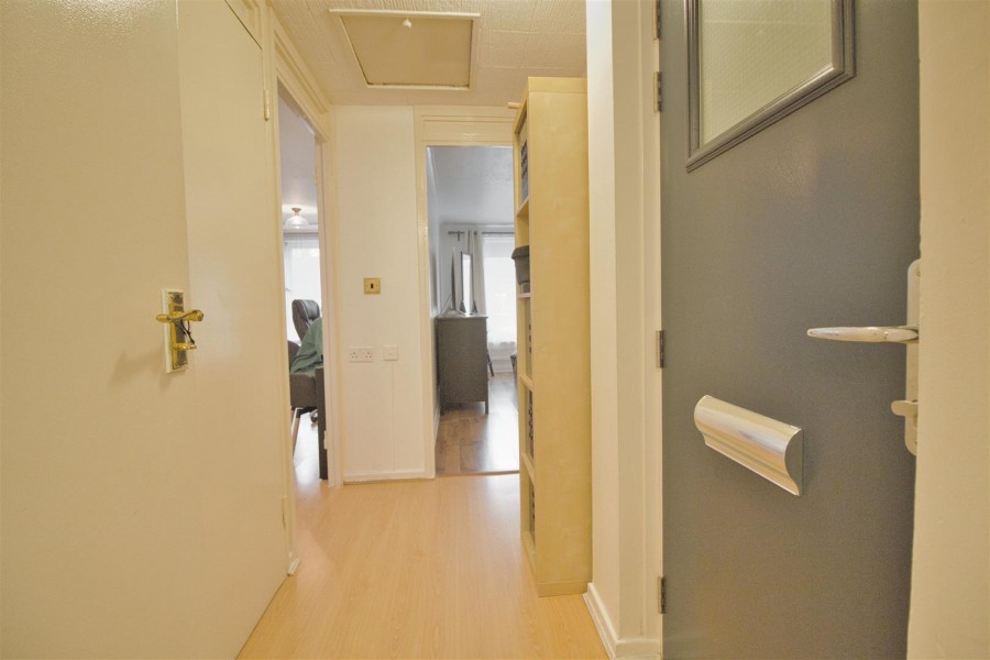 Images for Hunter Close, Borehamwood EAID:SIMMONSESTAPI BID:1