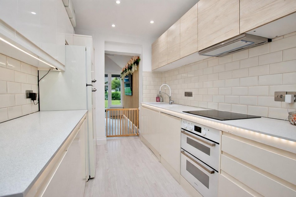 Images for Stapleton Road,Borehamwood EAID:SIMMONSESTAPI BID:1