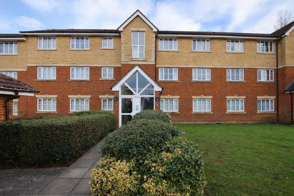 Images for Armstrong Close, Borehamwood EAID:SIMMONSESTAPI BID:1