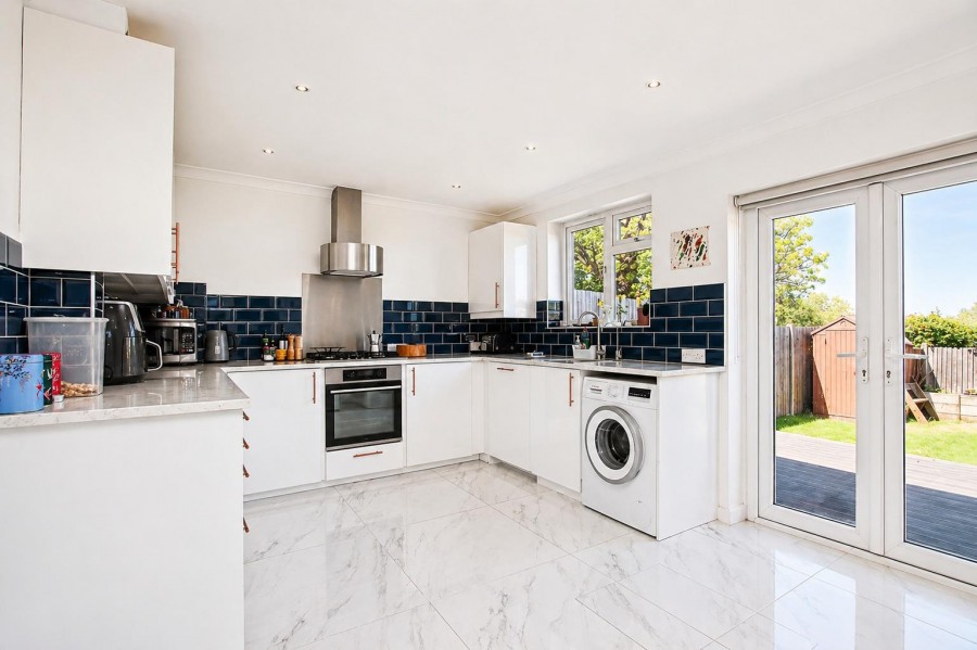 Images for Lemsford Court, Borehamwood EAID:SIMMONSESTAPI BID:1